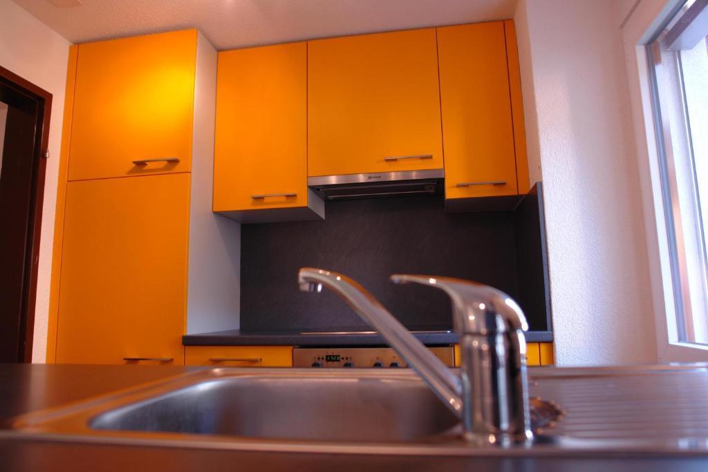 Myzermatt Monazit Apartment Ruang foto