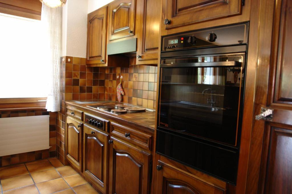 Myzermatt Monazit Apartment Ruang foto