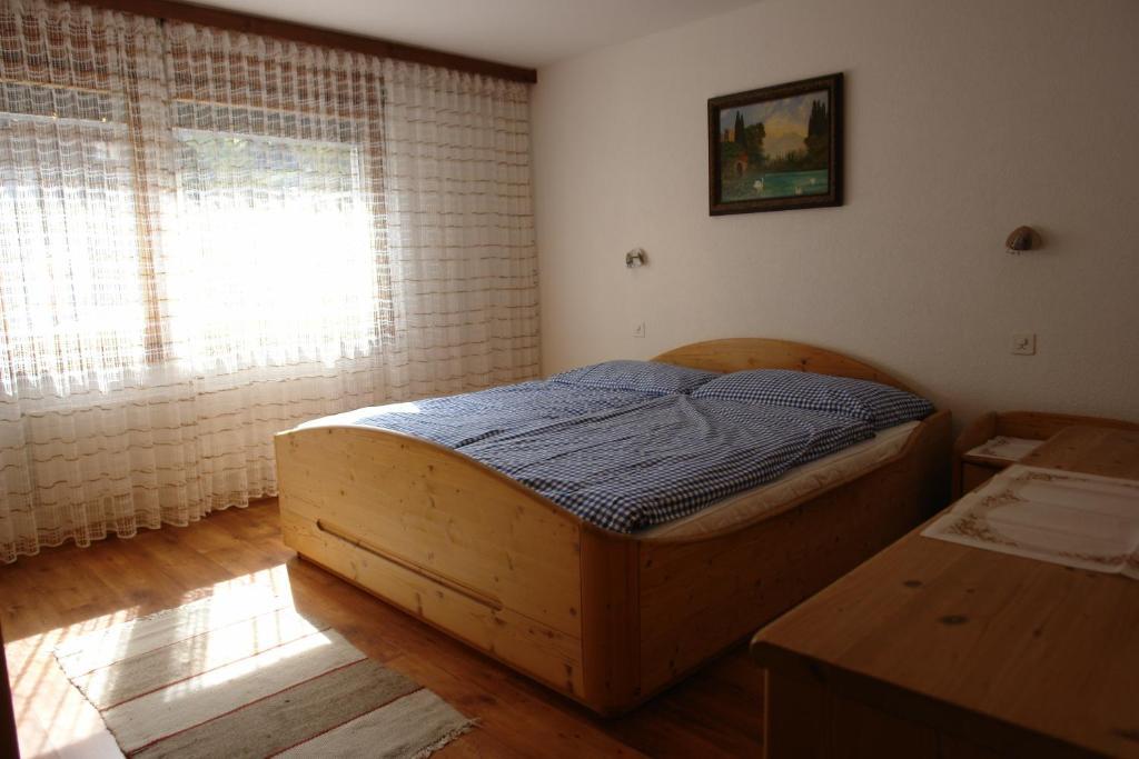 Myzermatt Monazit Apartment Ruang foto